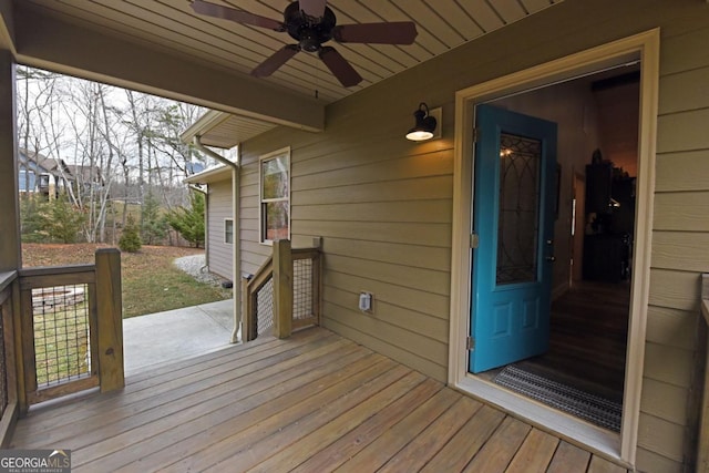 deck with a ceiling fan