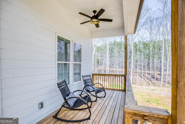 deck with ceiling fan