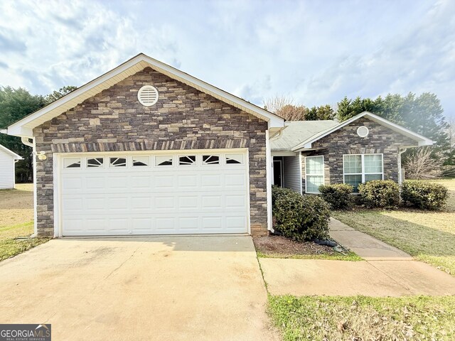 125 Whistle Way, Locust Grove GA, 30248, 3 bedrooms, 2 baths house for sale