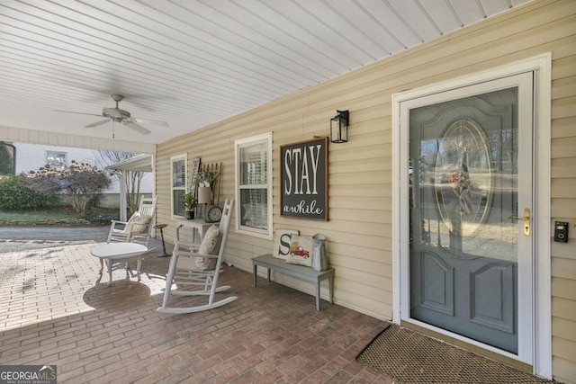 view of patio / terrace with covered porch and ceiling fan