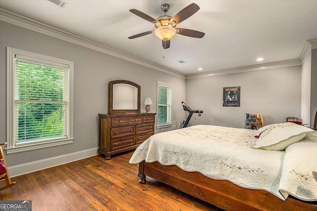 bedroom with recessed lighting, wood finished floors, a ceiling fan, baseboards, and ornamental molding