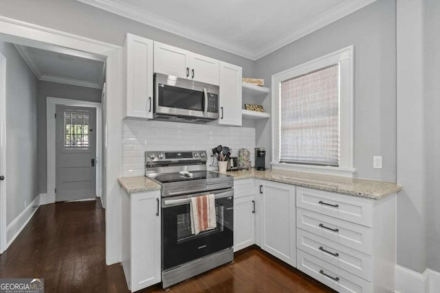 kitchen featuring stainless steel appliances, dark wood-type flooring, backsplash, and white cabinetry