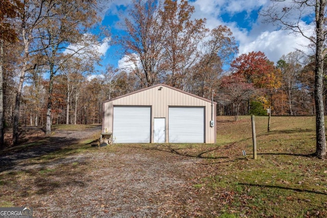 view of detached garage