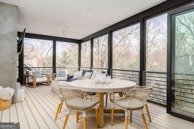 view of sunroom / solarium