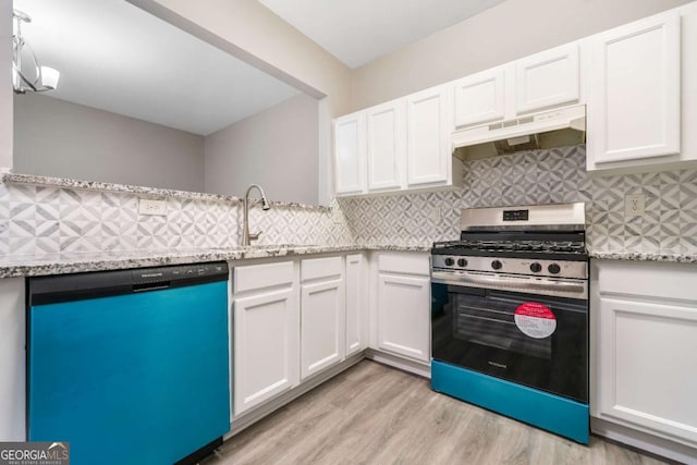 kitchen featuring stainless steel gas stove, under cabinet range hood, tasteful backsplash, and dishwasher