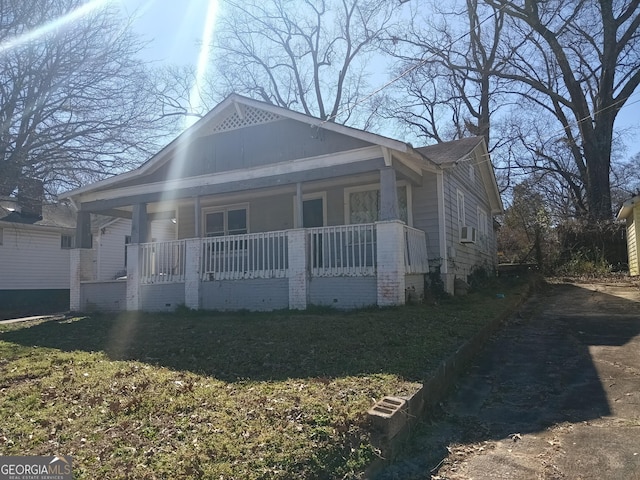 view of front facade featuring covered porch