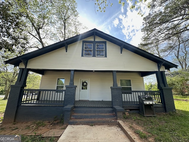 craftsman house with a porch