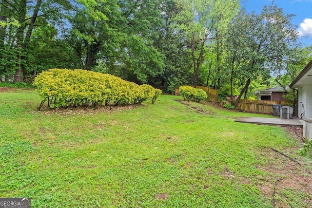 view of yard with fence