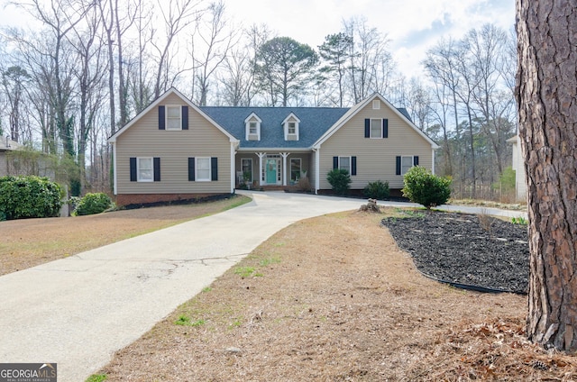 view of front of property