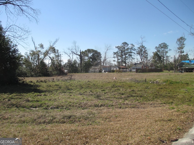 Listing photo 2 for 42 Fourth Ave, Hazlehurst GA 31539