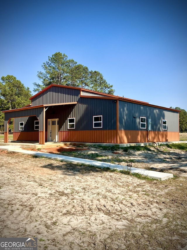 view of front of house