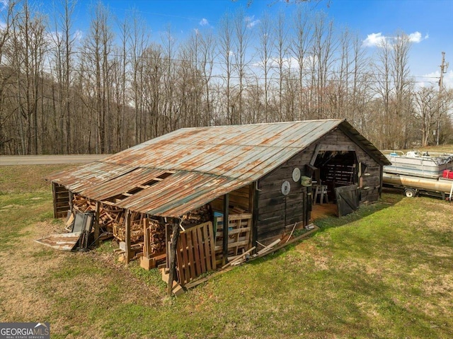 view of outdoor structure featuring an outdoor structure