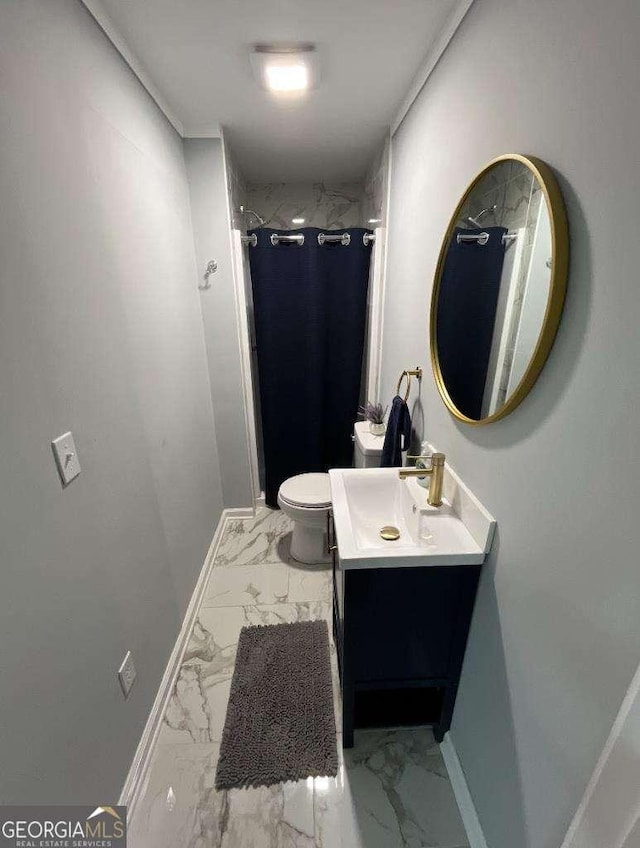 full bath with baseboards, a shower, toilet, marble finish floor, and vanity