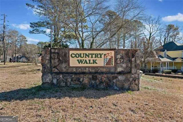 view of community / neighborhood sign