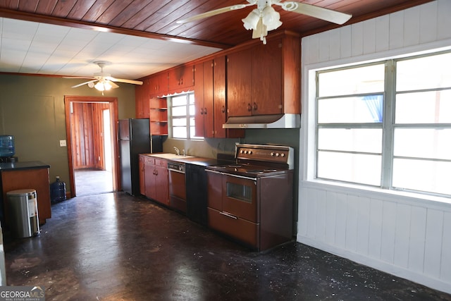 kitchen with under cabinet range hood, a sink, freestanding refrigerator, electric range oven, and dishwasher