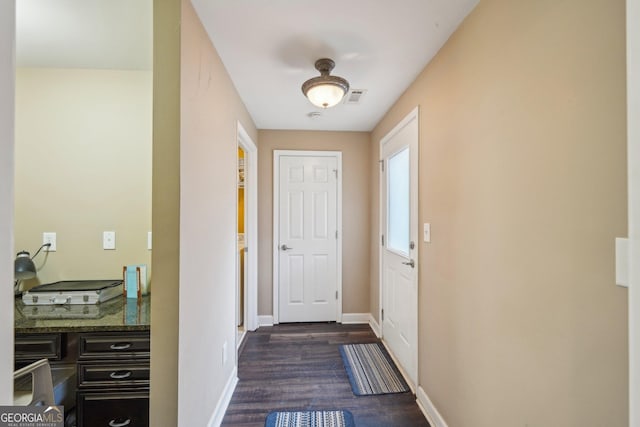 4740 Arbor Meadows Dr, Cumming, GA 30040 - entryway with dark wood-style floors, baseboards, and visible vents