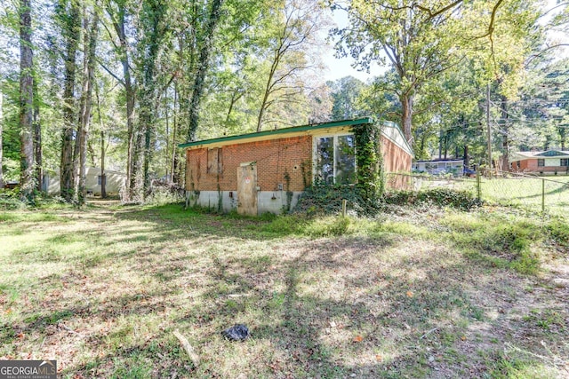 view of yard featuring fence