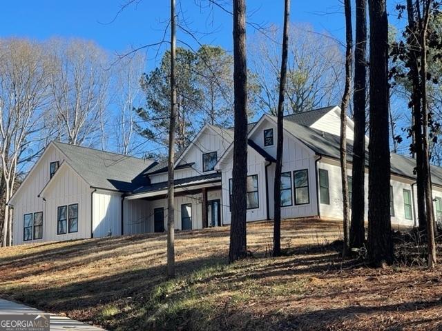 view of front of house featuring board and batten siding