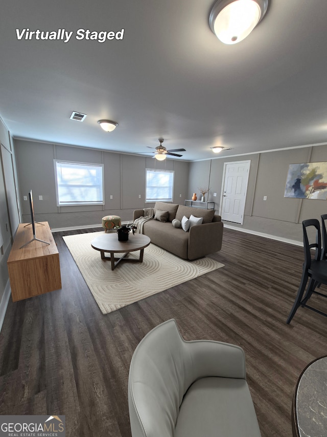 kitchen featuring visible vents, white cabinets, open floor plan, appliances with stainless steel finishes, and a peninsula