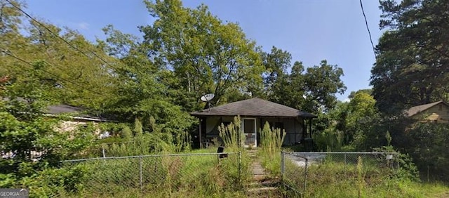 exterior space featuring fence