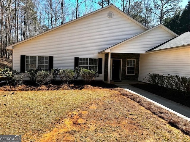 view of front of property