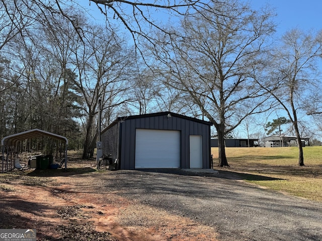 detached garage with driveway