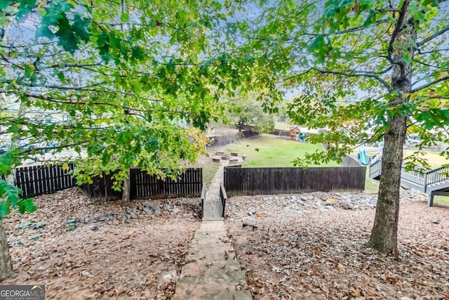 view of yard featuring a fenced backyard