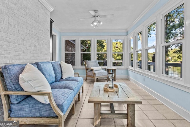 sunroom / solarium with ceiling fan