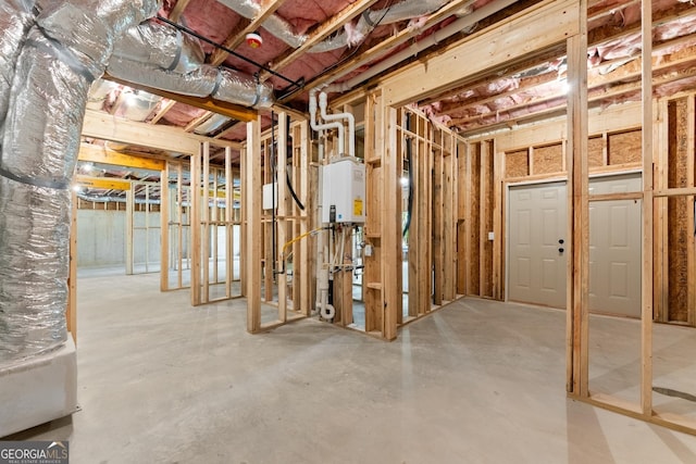4860 Grandview Ct, Flowery Branch, GA 30542 - unfinished below grade area featuring water heater