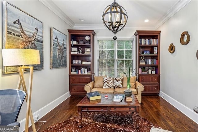 living area featuring an inviting chandelier, crown molding, baseboards, and wood finished floors