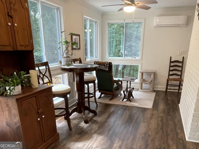 living area with baseboards, a ceiling fan, dark wood-type flooring, a wall mounted air conditioner, and crown molding