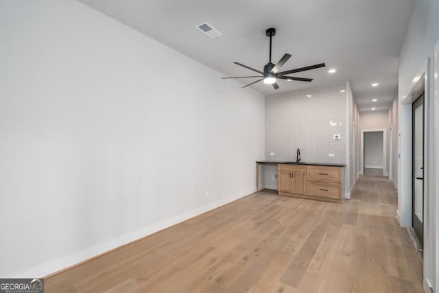 544 Lemmon Ln, Ellijay, GA 30540 - interior space featuring recessed lighting, visible vents, light wood-style flooring, wet bar, and baseboards
