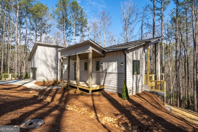 544 Lemmon Ln, Ellijay, GA 30540 - view of front of property with a porch and board and batten siding