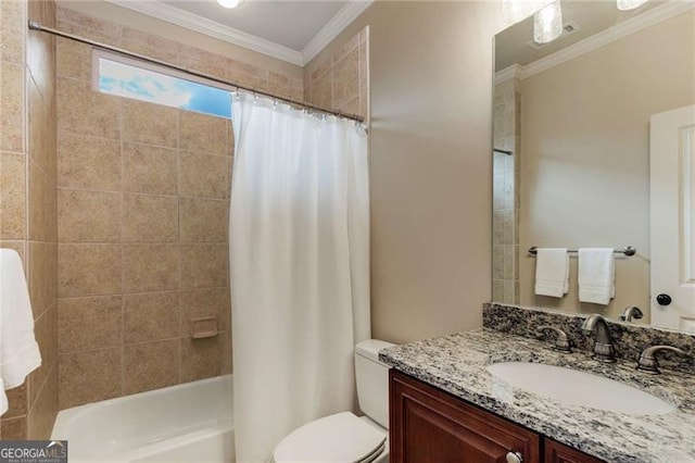 full bath featuring toilet, shower / bathtub combination with curtain, crown molding, and vanity