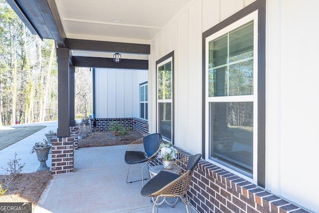 view of patio featuring covered porch