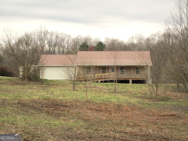 view of front of property with metal roof