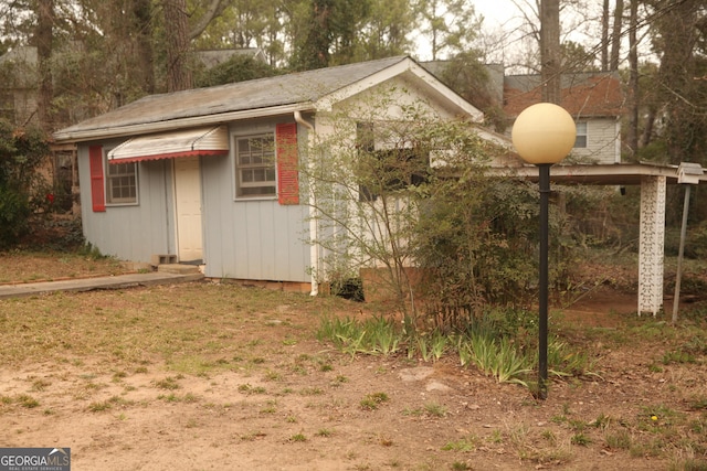 view of outbuilding