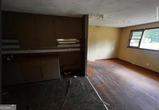 1188 Sunnydale Dr, Macon, GA 31217 - view of kitchen