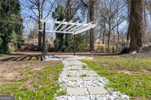 view of yard with a pergola