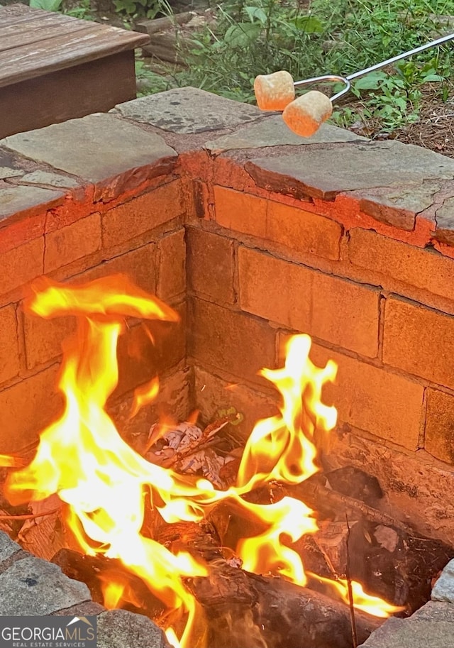 153 Coleman Heights Ln, Rabun Gap, GA 30568 - exterior view of a fireplace