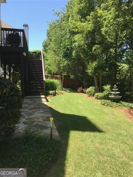 view of yard featuring fence