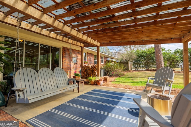 view of patio featuring a pergola