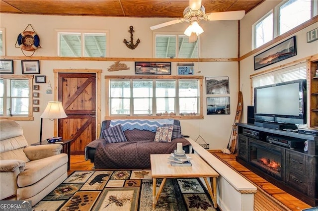 living room with ceiling fan