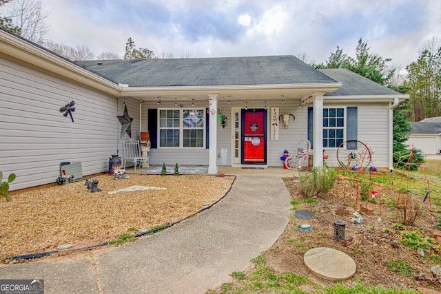 view of front of property with covered porch