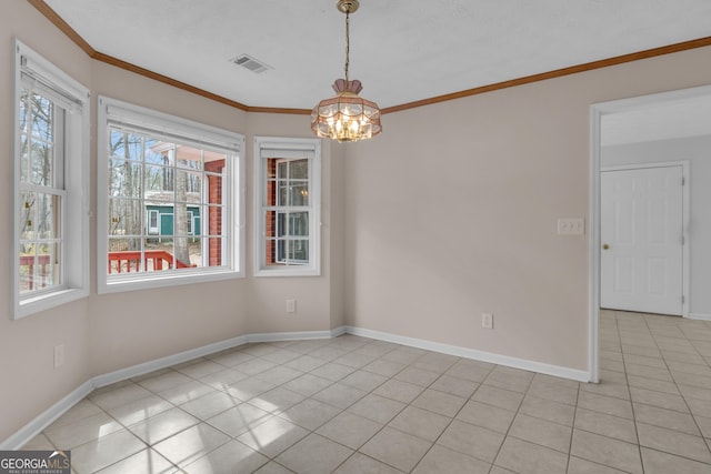 empty room featuring light tile patterned floors, visible vents, ornamental molding, a chandelier, and baseboards