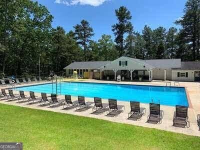 Listing photo 2 for 3083 Lakeview Pkwy, Villa Rica GA 30180