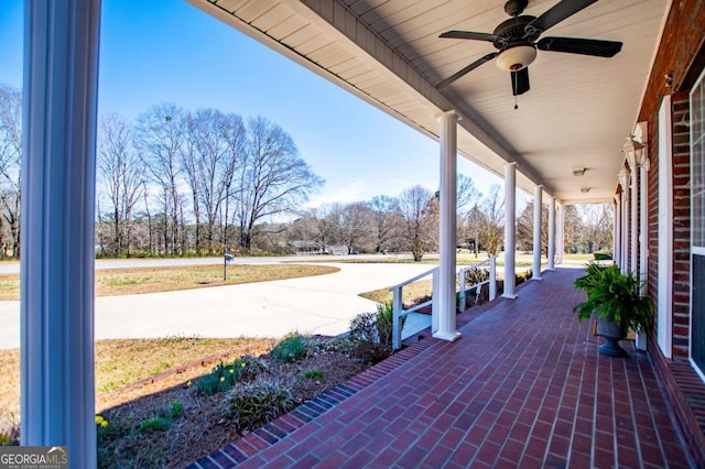 view of patio featuring a porch and a ceiling fan