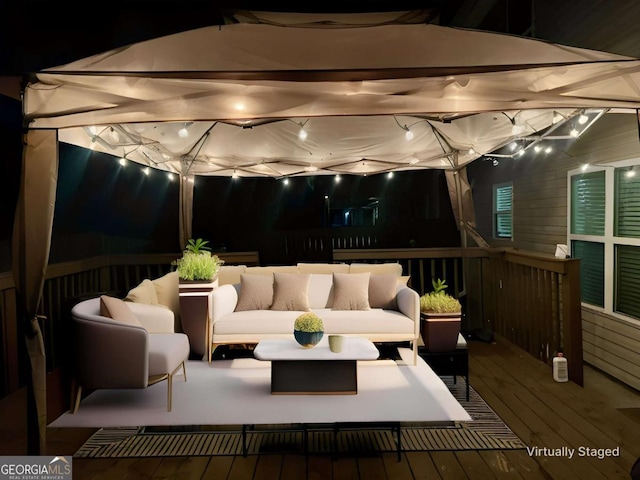 exterior space with outdoor lounge area