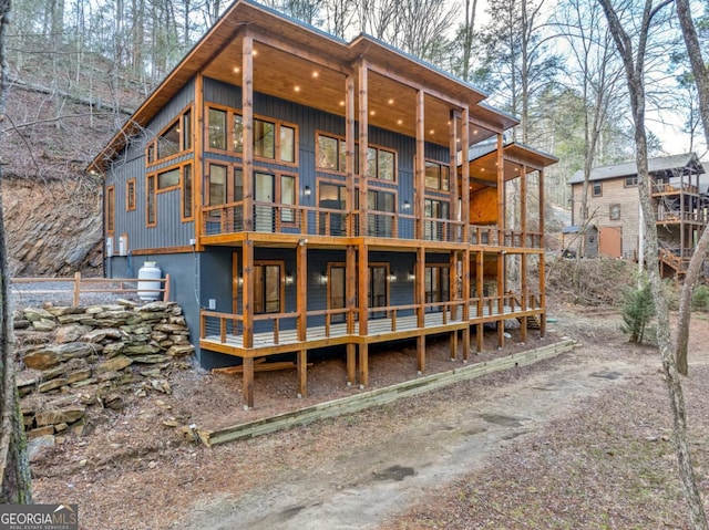 view of rear view of house