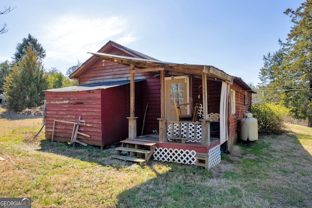 view of outdoor structure